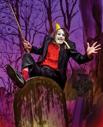Joe Kent-Walters is Frankie Monroe: DEAD!!! (Good Fun Time)