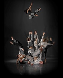 Motionhouse - Hidden