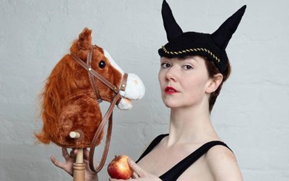 Elf Lyons: Horses