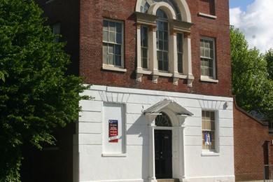Groundlings Theatre Trust
