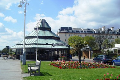 Leas Cliff Hall